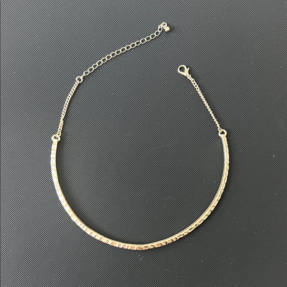 Elegant Gold Statement Necklace